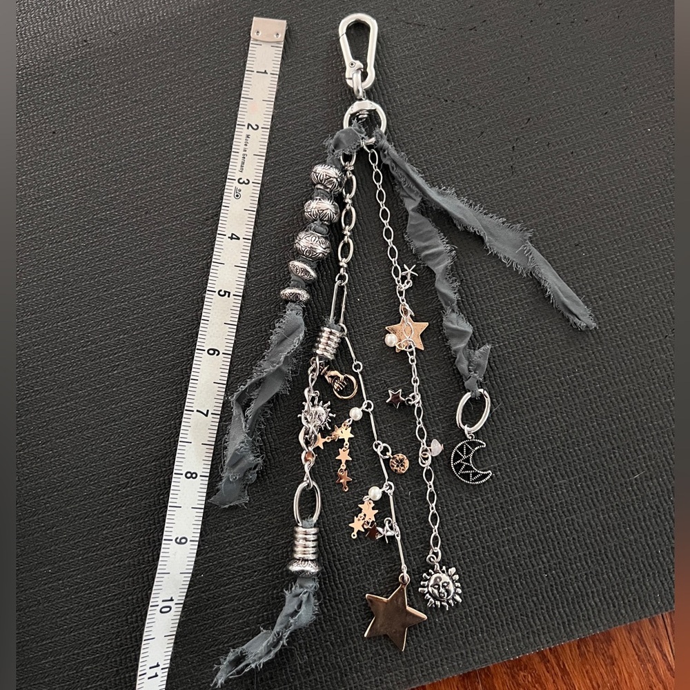 Free People Silver and Gray Mixed Metal Charm Keychain - Picture 4 of 5